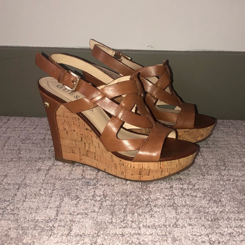 Guess wedges size 7